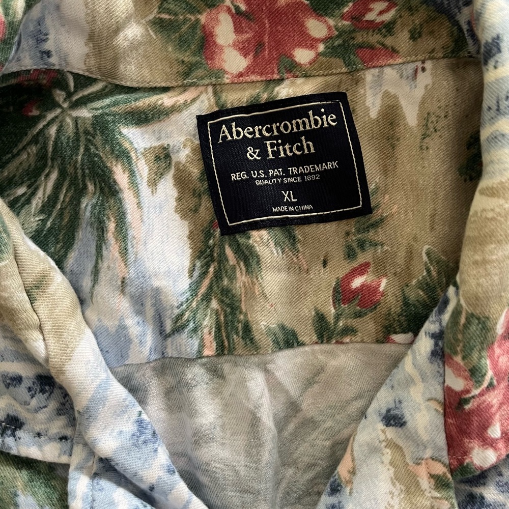 🌴 Abercrombie & Fitch XL Hawaiian Floral Palm Tree Shirt Beach Vacation Cruise - Picture 6 of 11